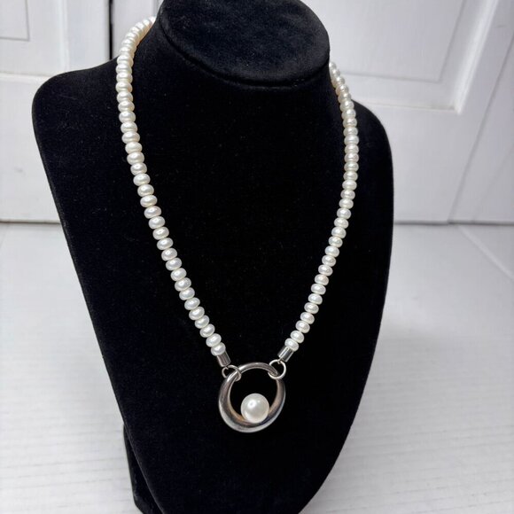 HONORA COLLECTION Fresh Water Floating Pearl Pendant Necklace - Picture 2 of 9